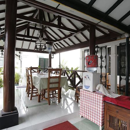 Reddoorz Near Adisucipto Airport Hotel Yogyakarta Exterior foto