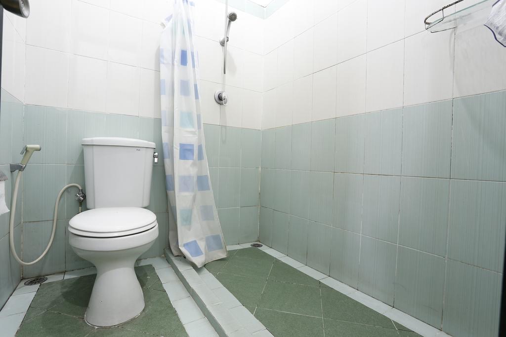 Reddoorz Near Adisucipto Airport Hotel Yogyakarta Exterior foto
