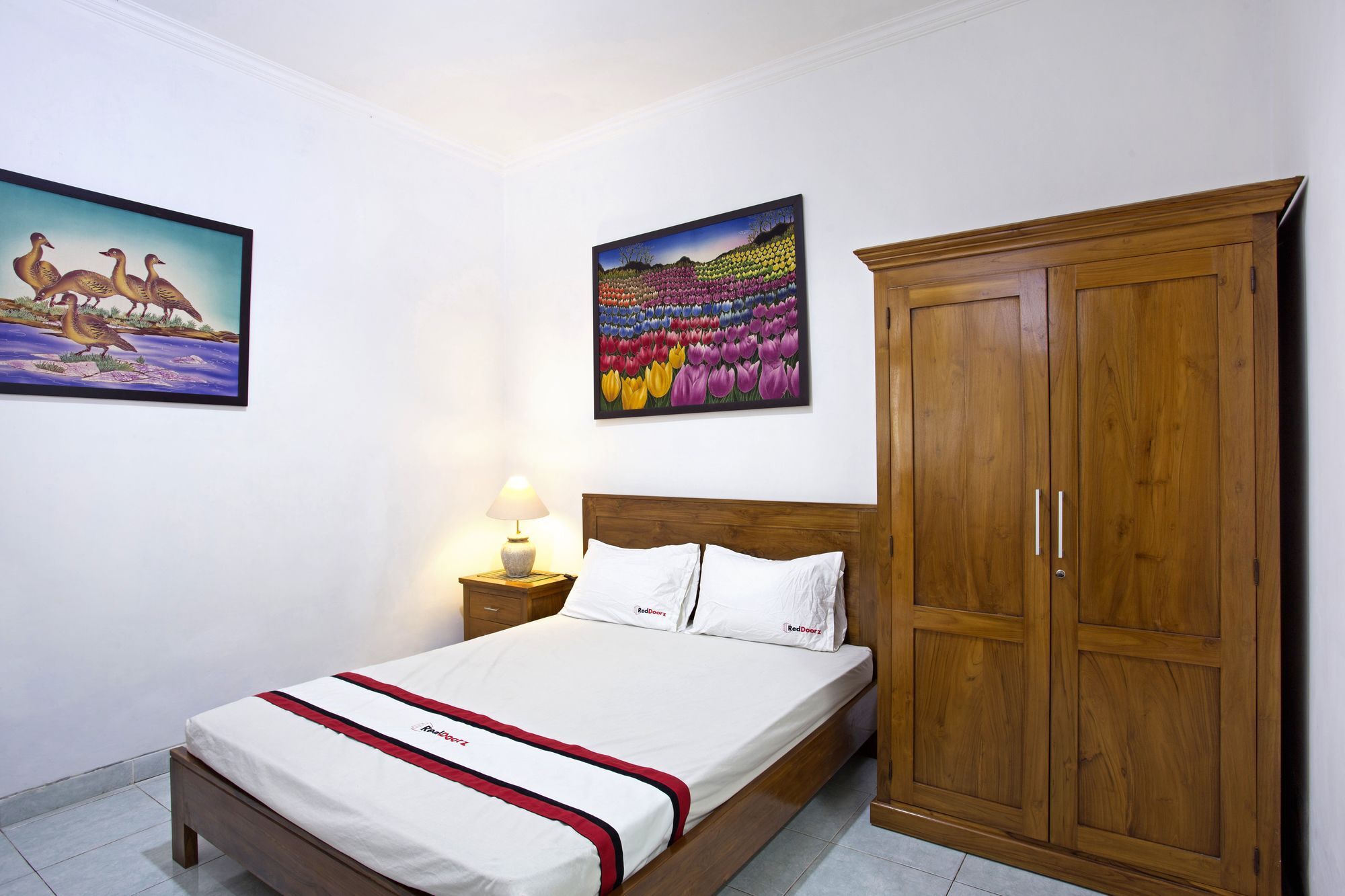 Reddoorz Near Adisucipto Airport Hotel Yogyakarta Exterior foto