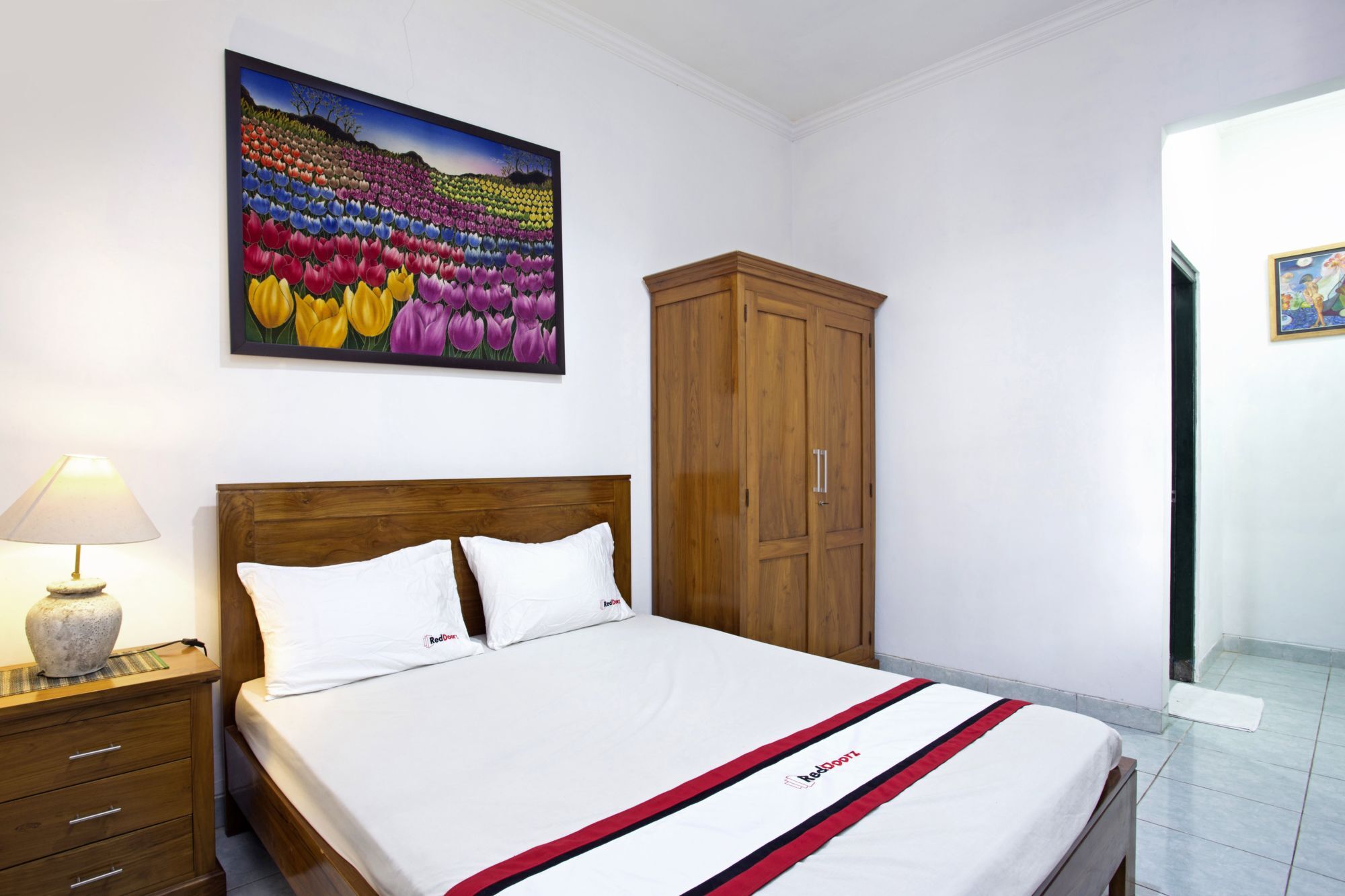 Reddoorz Near Adisucipto Airport Hotel Yogyakarta Exterior foto